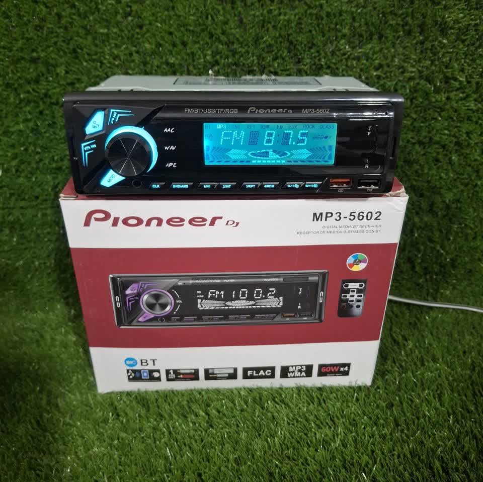 ضبط پایونر 5602 دارای 4خروجی بلوتوثی . پخش پایونر . دکلس پایونر . پخش ماشین پایونر
