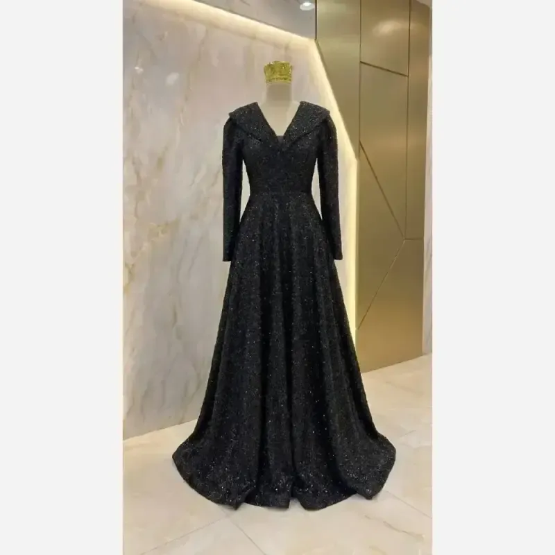پیراهن مجلسی زنانه سایه گیپور دانتل سنگدوزی شده مشکی قد 155 کاپدار سایزبندی 40 تا 52