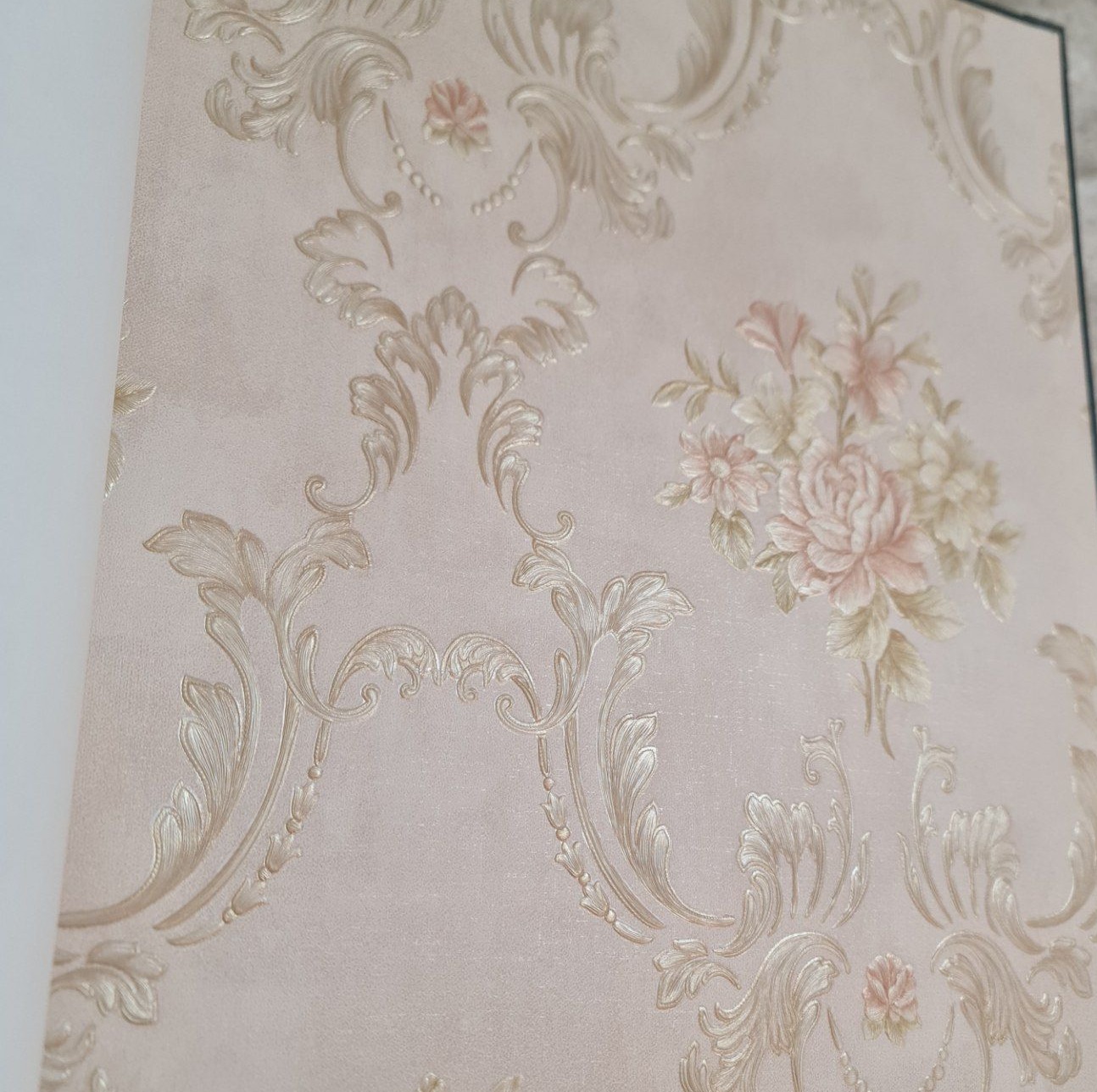 کاغذ دیواری داماس گلدار کد 12622
