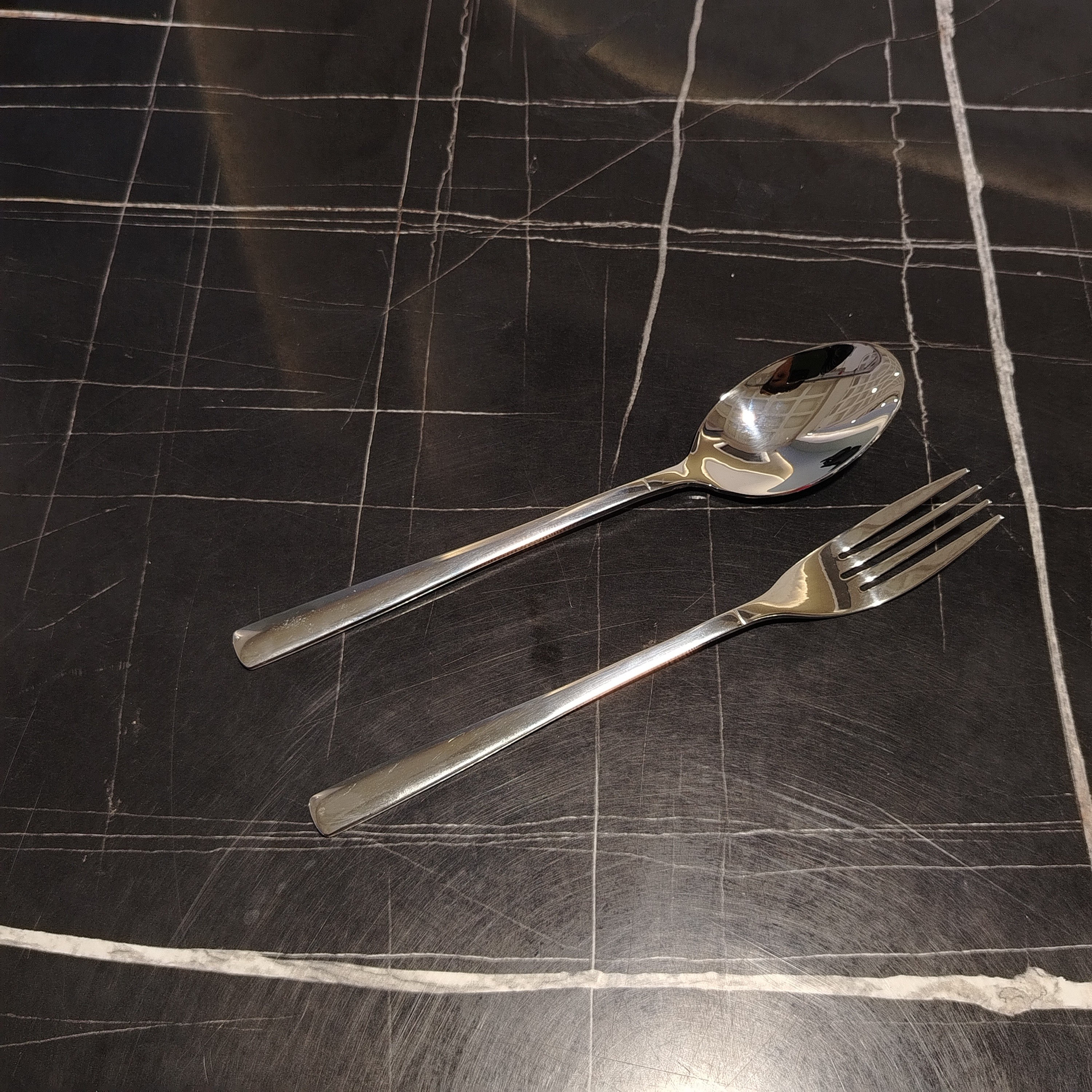 قاشق و چنگال استیل ریور کد 8342 بسته 6+6 عددی ارسال رایگان