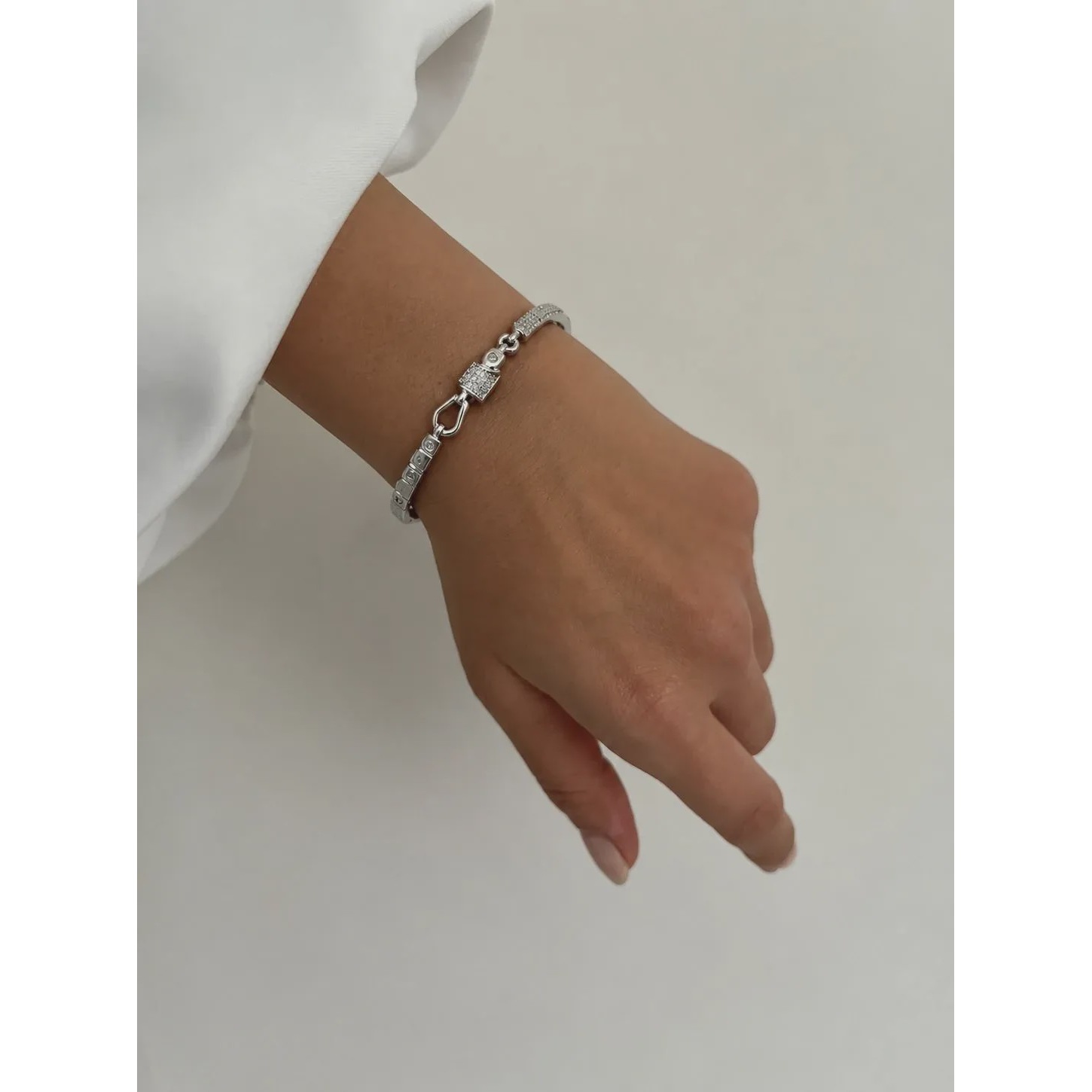 بنگل نقره ای ژوپینگ کد BA00190