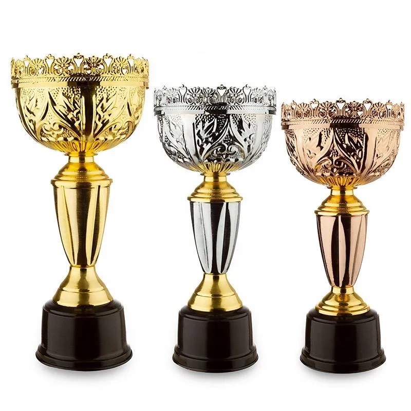ارسال پس کرایه پستی کاپ قهرمانی مدل NK-5958 مجموعه سه عددی