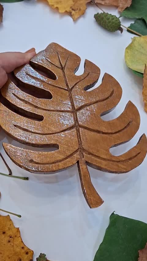 تابلو دکوری برگ مونسترا چوب گردو
