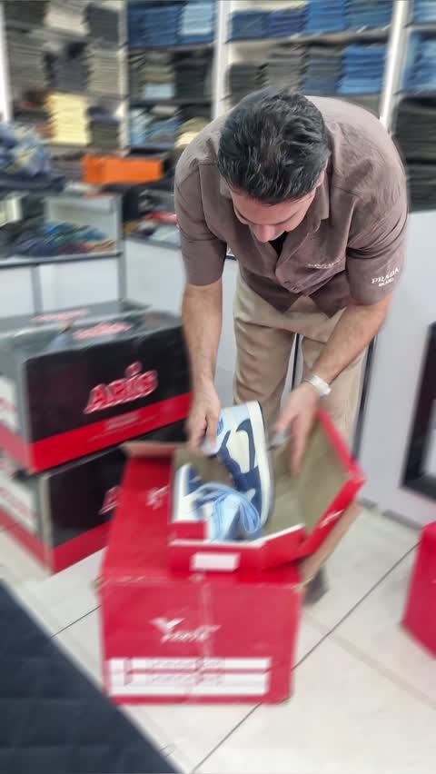 کتونی مردانه ساقدار تراویس جردن 1