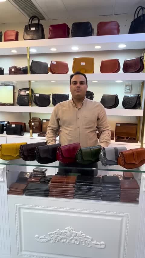 کیف تمام چرم طبیعی مدل پروانه ای
