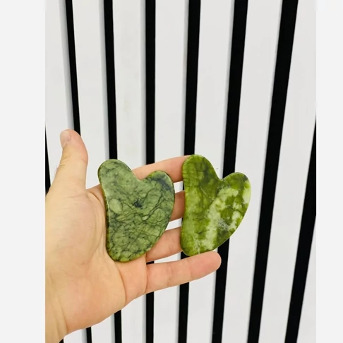 سنگ گواشا سنگ ماساژ صورت و زیر چشم