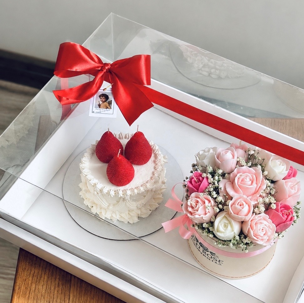 باکس کادویی کیک و شمع گلجدید