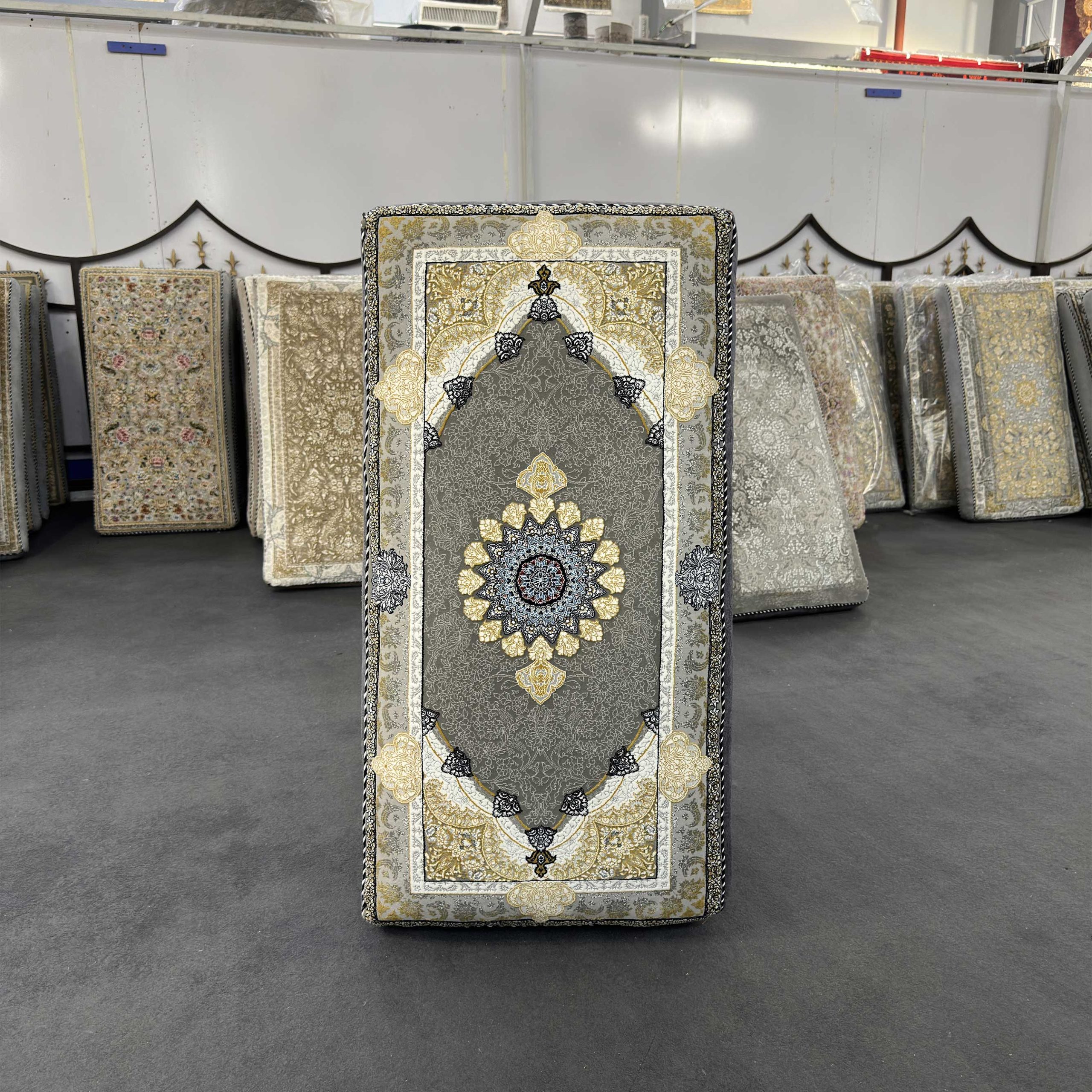 پشتی ماندانا ، 1200 شانه ، کد 08
