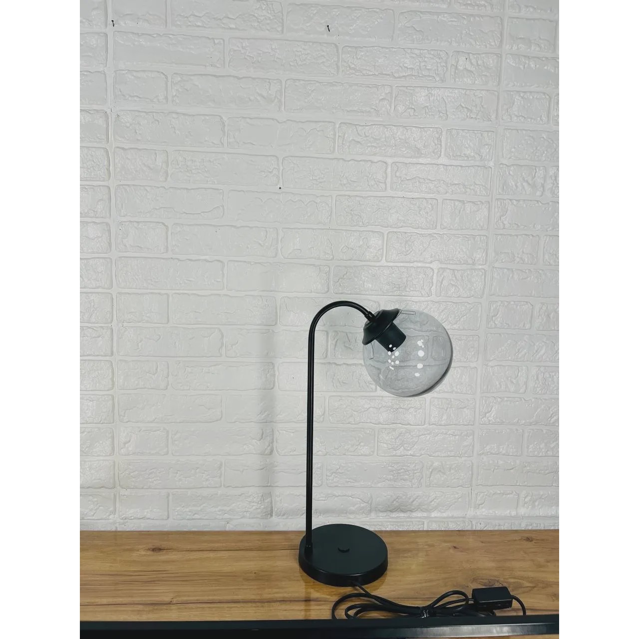 اباژور مدرن رومیزی R140