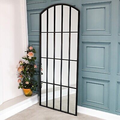 ایینه مدرن فلزی قدی مشبک E105(فقط فریم آیینه)