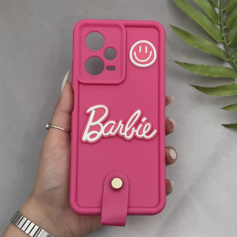 قاب گوشی Redmi Note 12 Pro 5G شیائومی Solid عروسکی سیلیکونی برجسته محافظ لنزدار بند انگشتی طرح بارلی Barlie سرخابی کد...