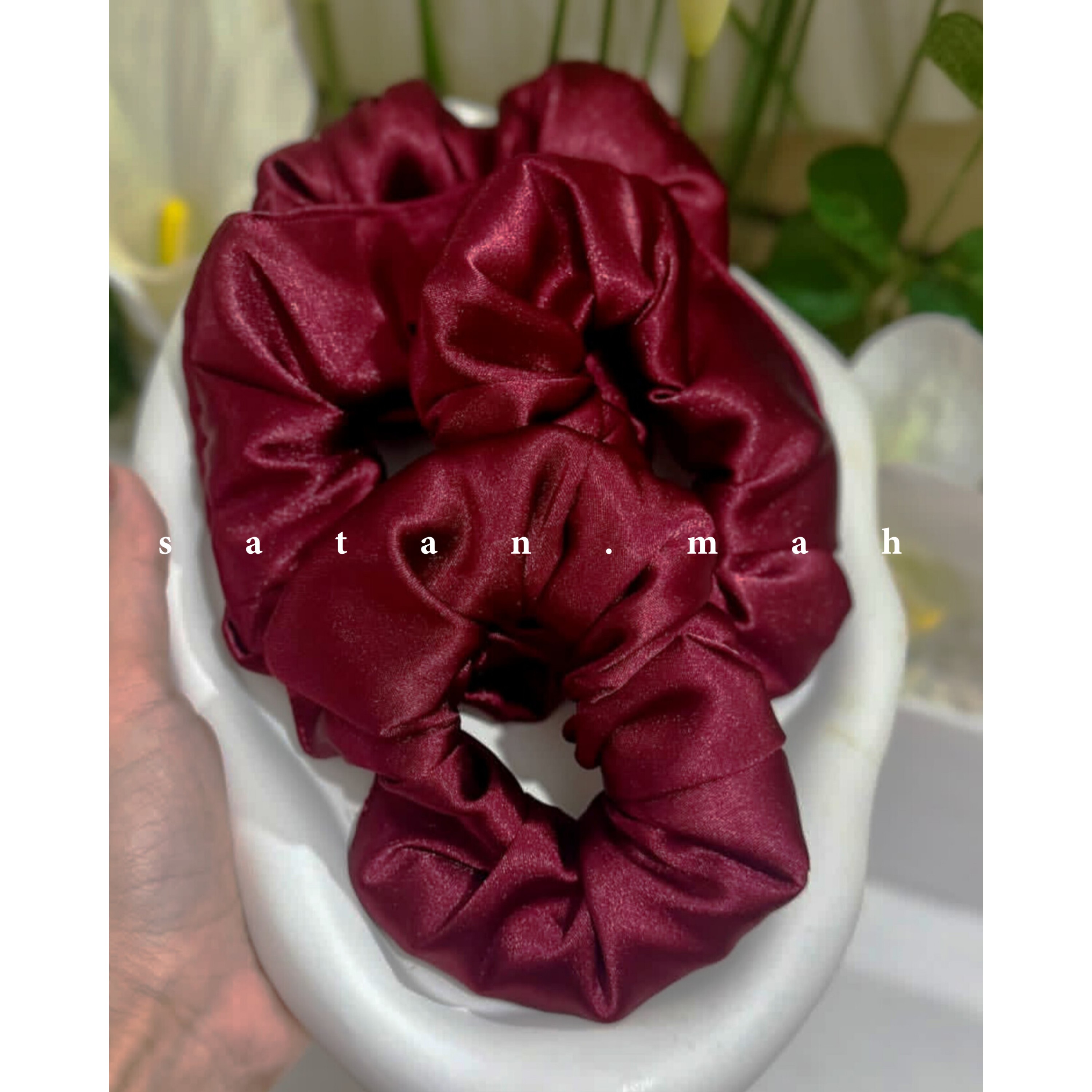 کش مو اسکرانچی ساتن زرشکی چری/سایز بزرگ/گیفت عقد گیفت عروسی گیفت عید/حداقل خرید30عدد/