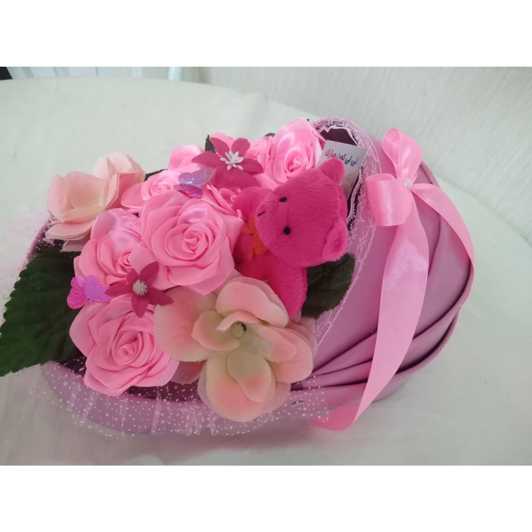 باکس گل نوزادی گهواره چرمی
