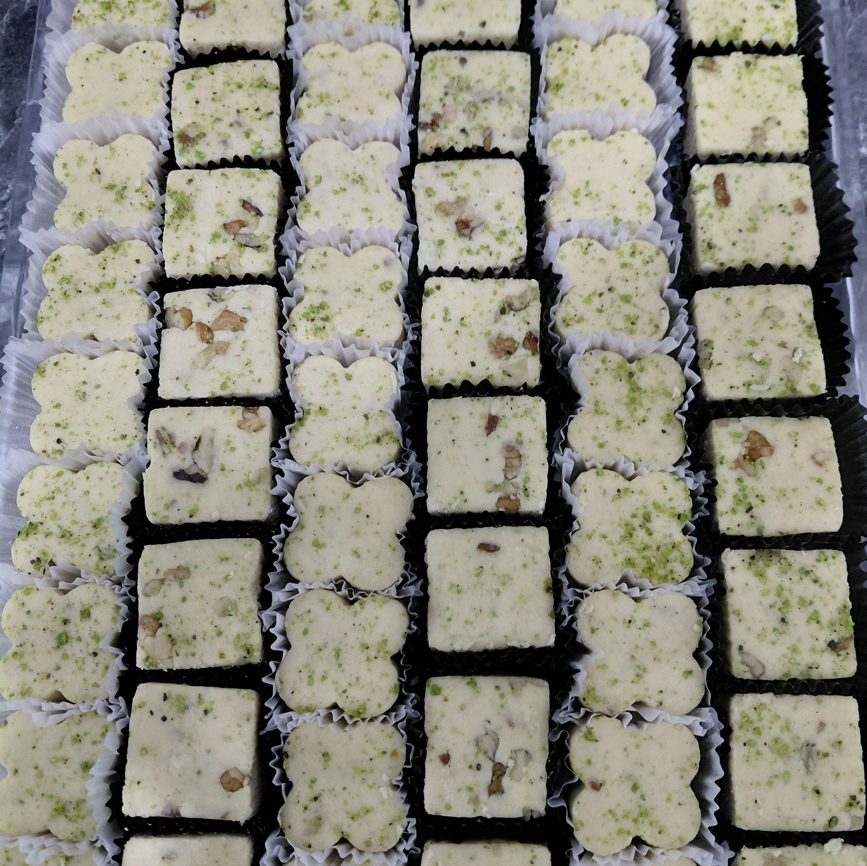 حلوا زنجبیل و هل گردویی