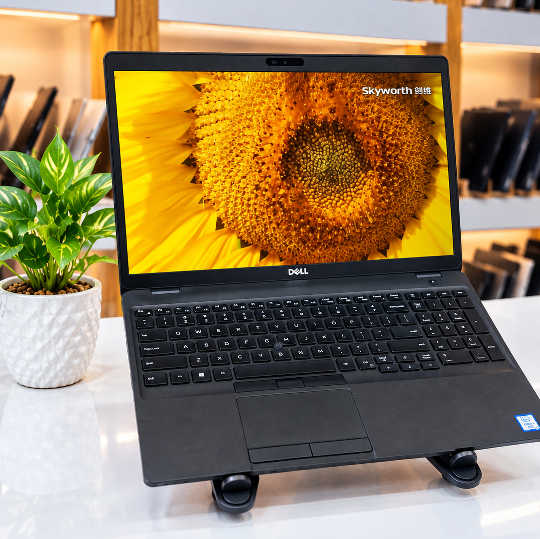 لپتاپ دل Dell Precision 3541 پردازنده Core i7 نسل 9 4 گیگ گرافیک مجزا رم 16 گیگ حافظه 512SSD صفحه نمایش 14 اینچ