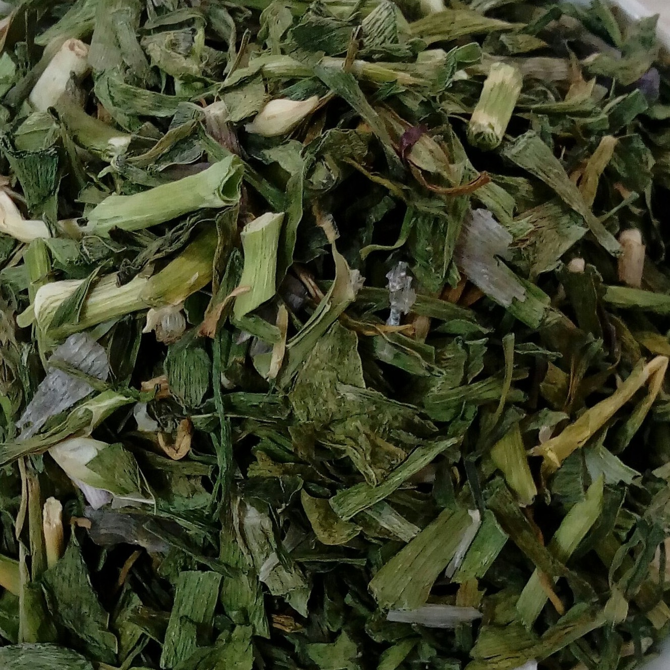 تره کوهی یا والک عطر و طعم طبیعت