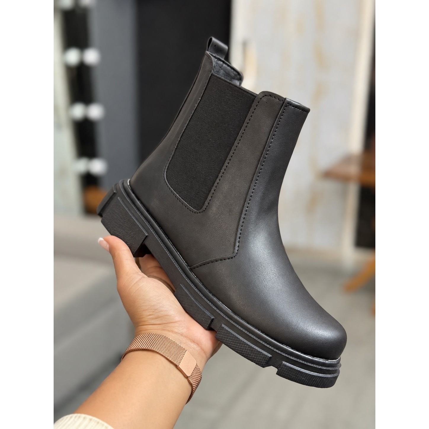 نیم بوت زنانه و دخترانه بغل کش زارا(ارسال رایگان)