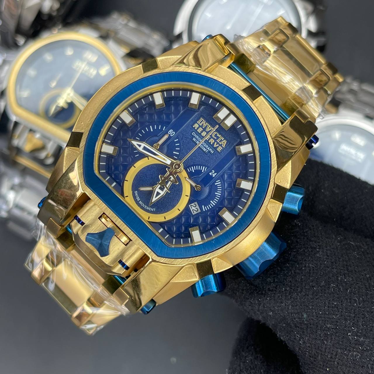 ساعت مردانه اینویکتا زئوس(INVICTA ZEUS) سه موتور فعال کیفیت عالی موتور ژاپن صفحه آبی کد 1920037