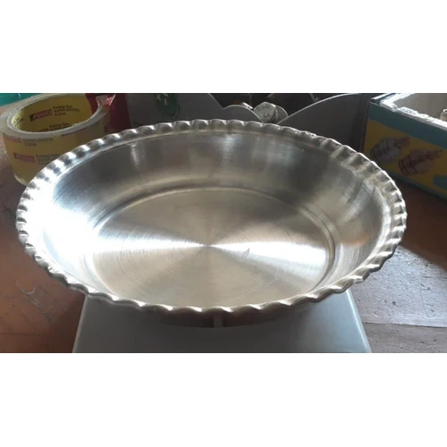 سینی روحی لبه کنگره (قطر 22 سانت)