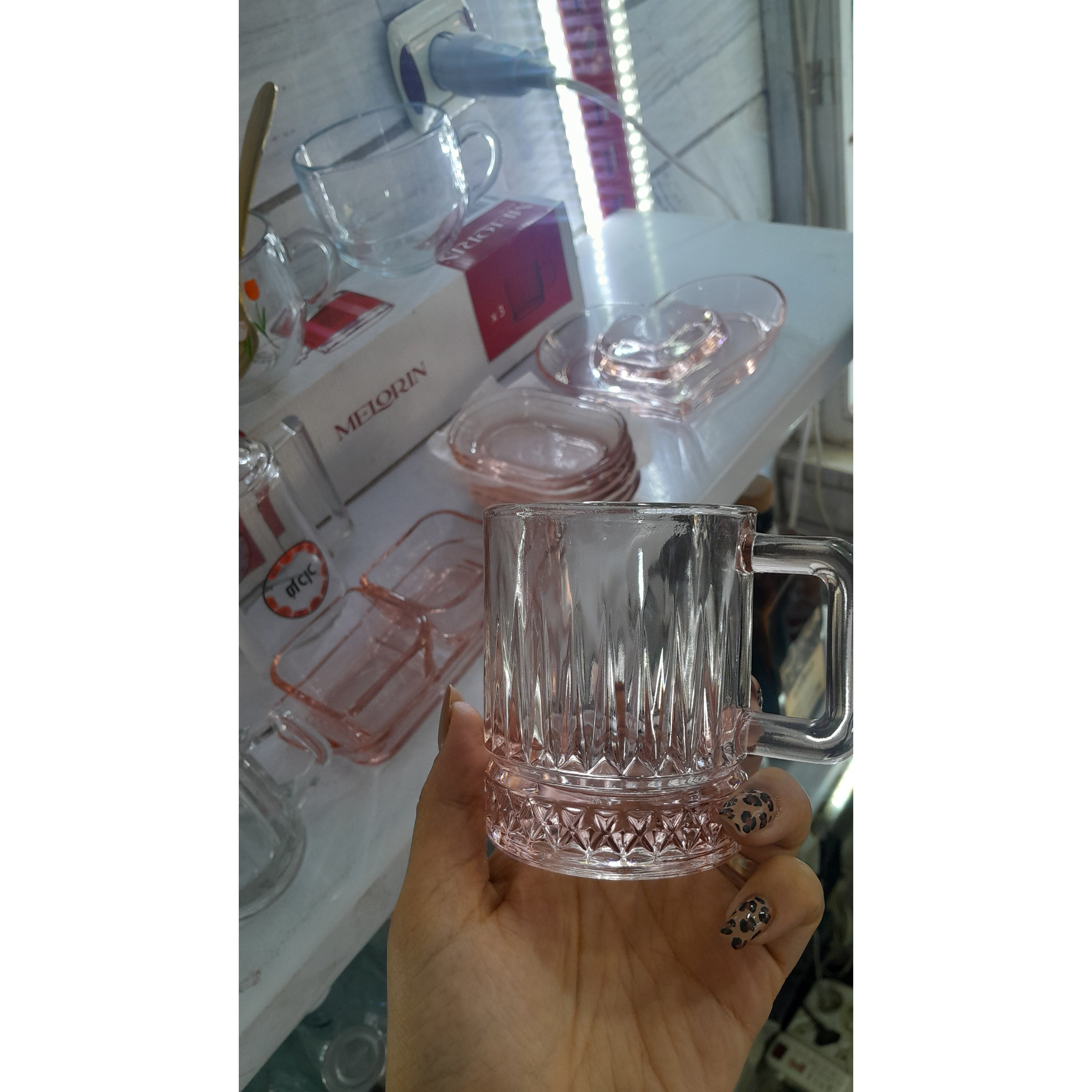 نیم لیوان مدل اسلو ایران کاوه رنگ صورتی