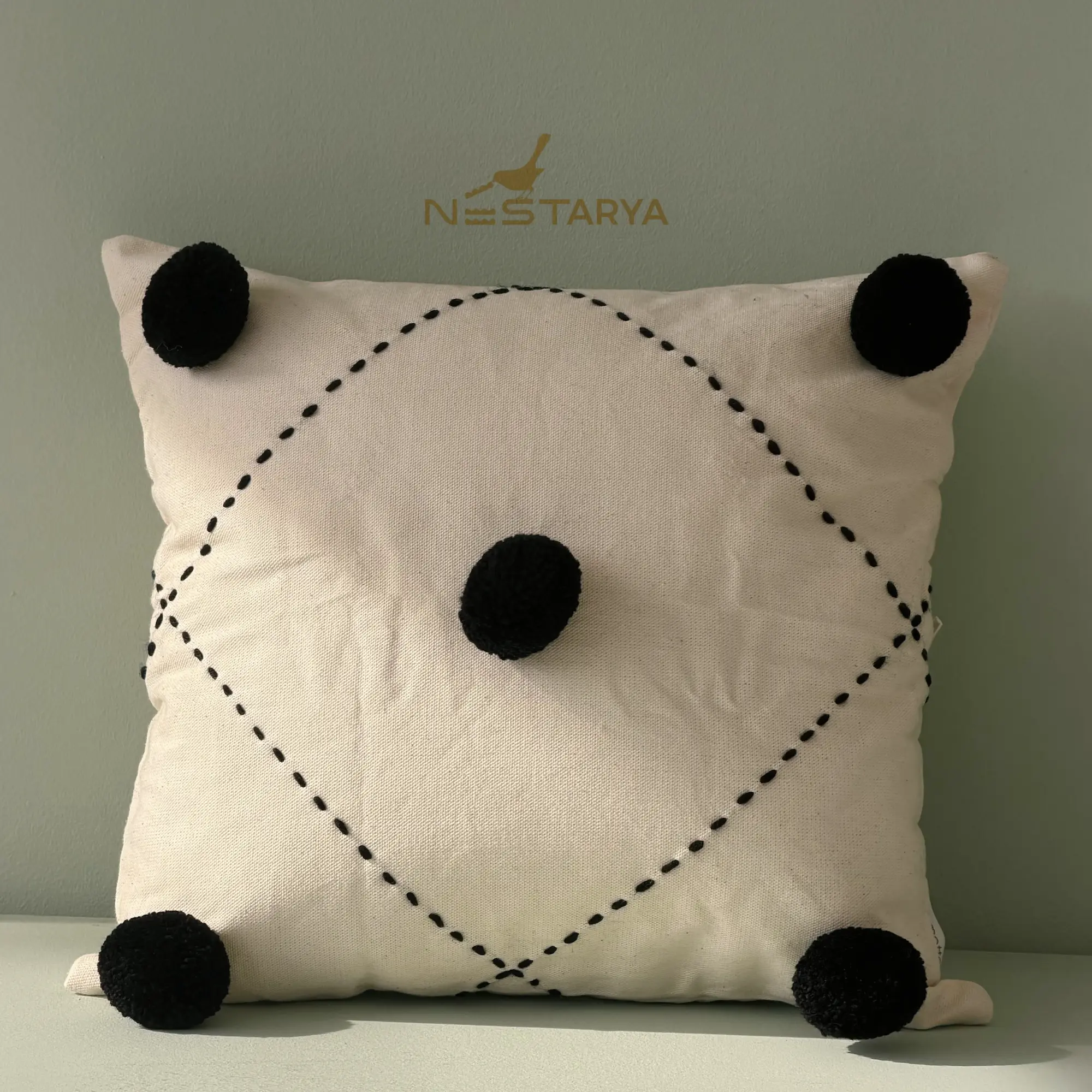 کوسن مدل Nova برند ecocotton