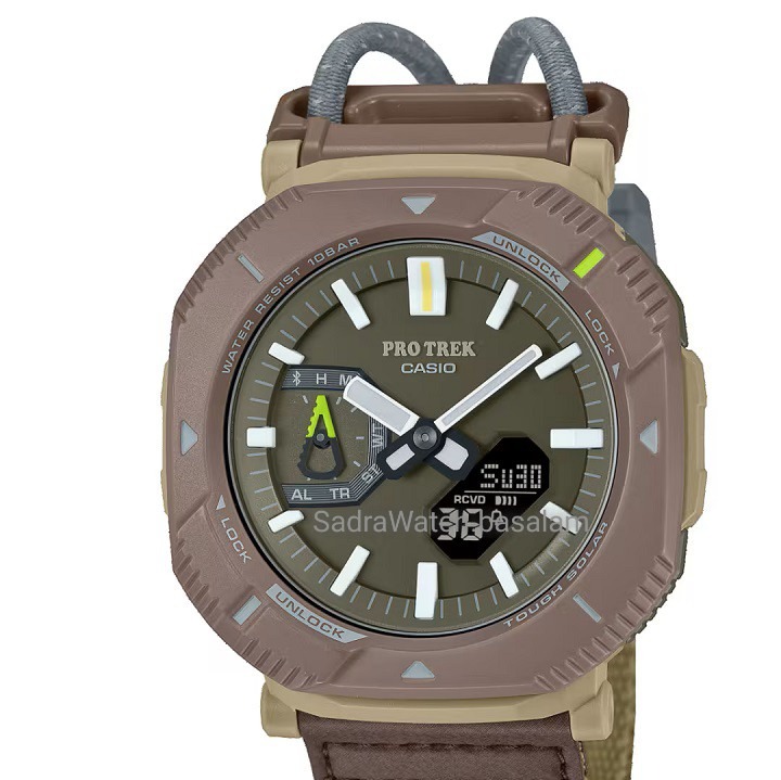 کاسیو هیدرولیک CASIO PROTEK WORLD TIME 5732 PRJ B001 کرم رنگ بهمراه دستبند اورجینال کادمن با جعبه شیک دستبند