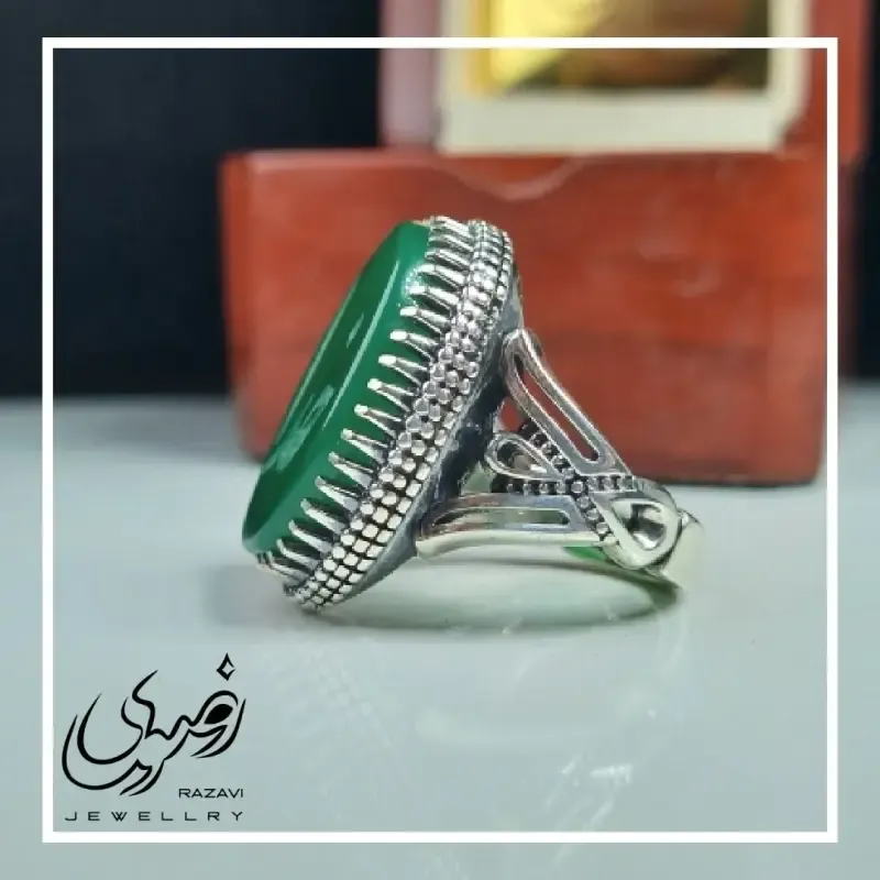 انگشتر مردانه آلیاژ نقره روس سنگ عقیق سبز حکاکی خداجدید