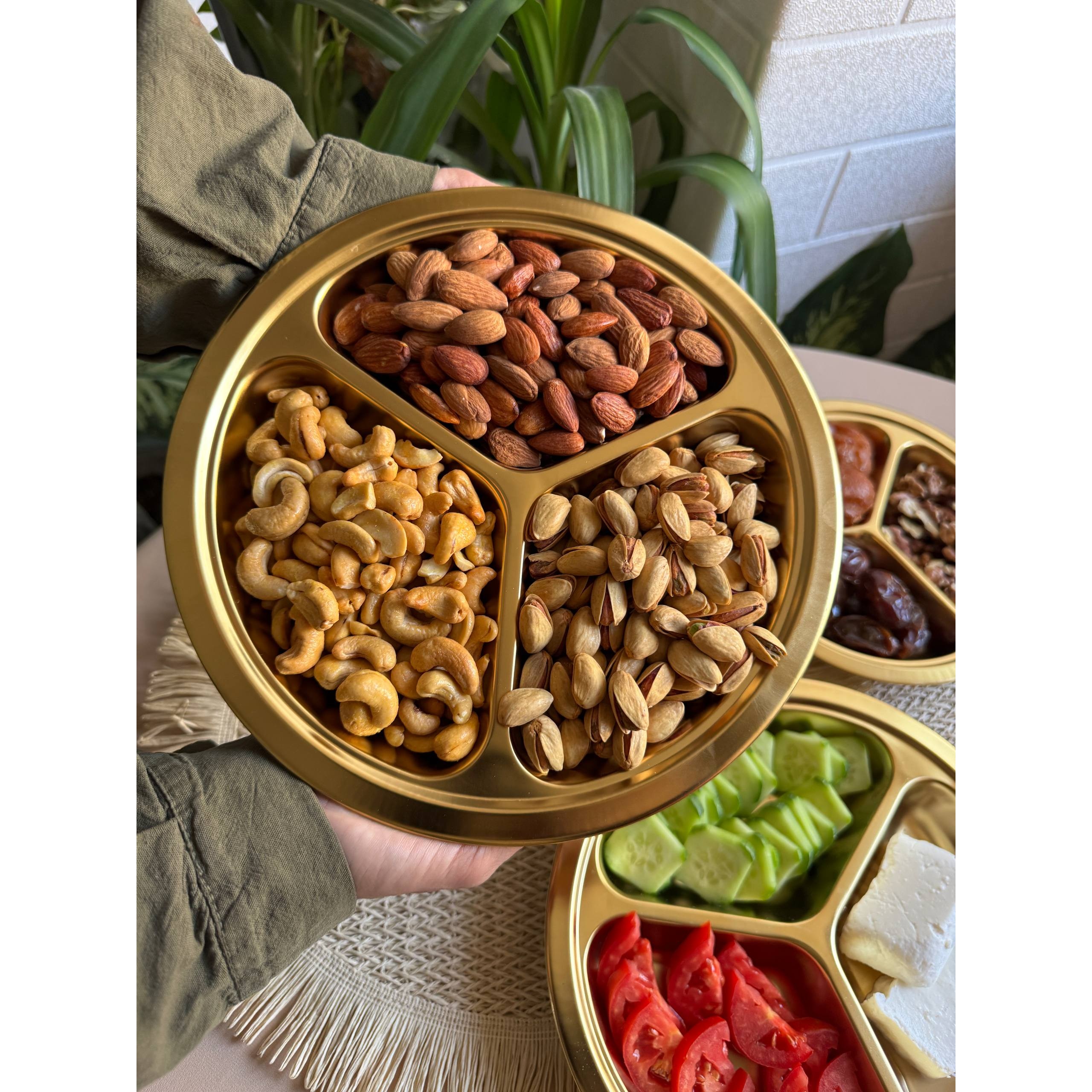 اردو گرد سه خانه استیل طلایی