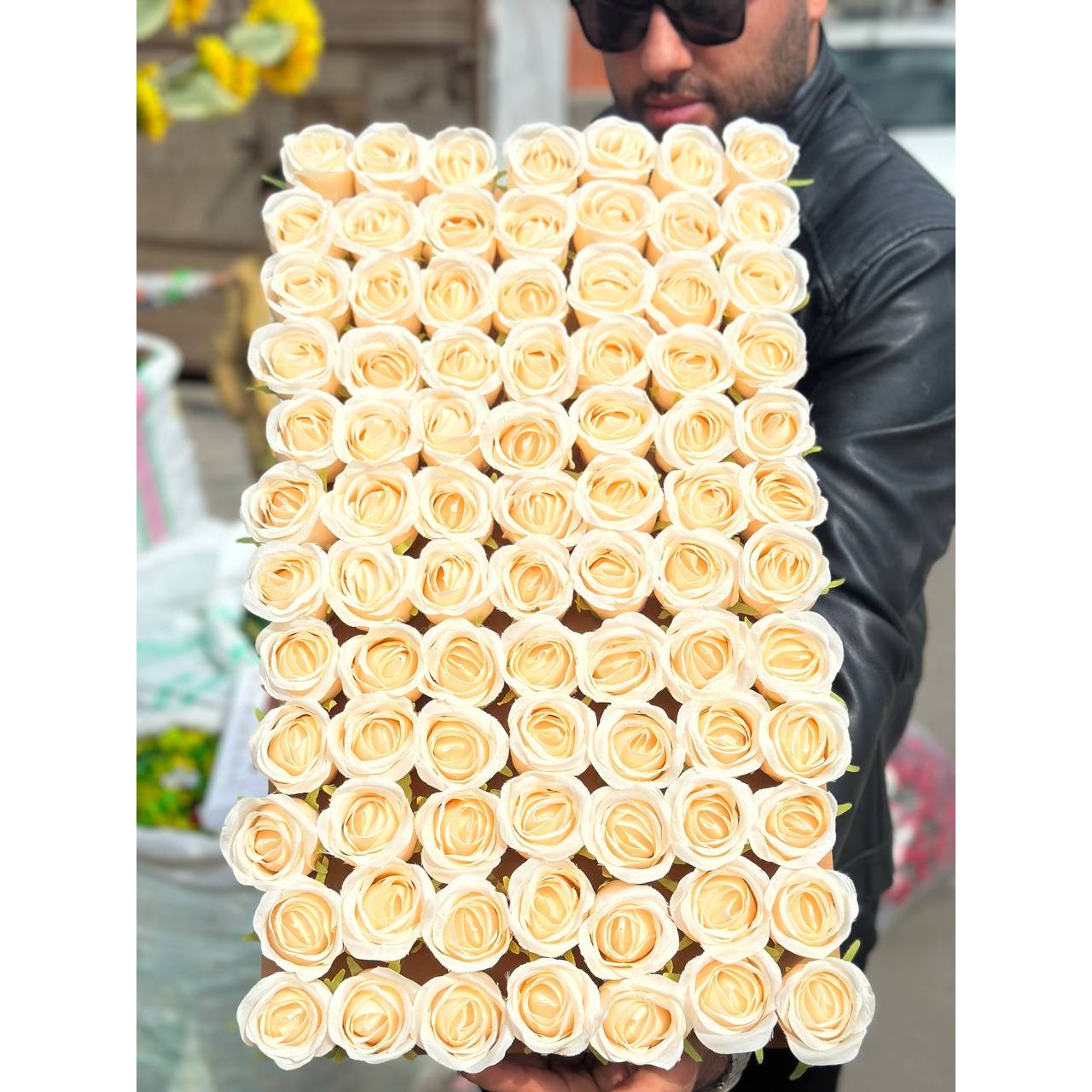 سرگل رز باکارا بدون ساقه مصنوعی گلبهی وارداتی 10عددی