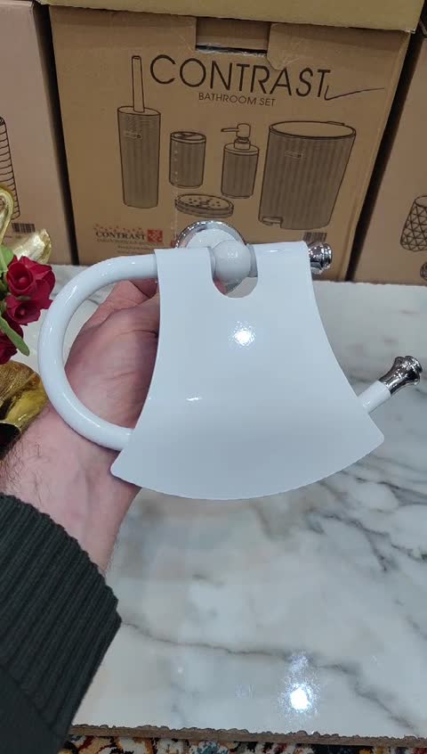 جای دستمال گرد برند کنتراست نو آکبند وارداتی بسیار زیبا و باکیفیت عالی و شکیل جنس برنج استیل رنگ سفید کروم 51 ارسال سریع