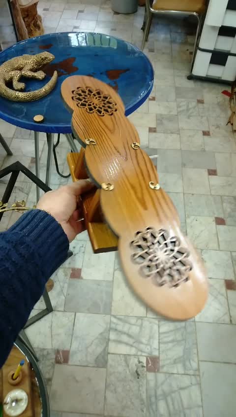 چراغ دیواری چوبی برای کافه و رستوران ،شب خواب دیواری چوبی،لامپ دیواری چوبی سنتی،چراغ دیواری دو شعله،چراغ خواب