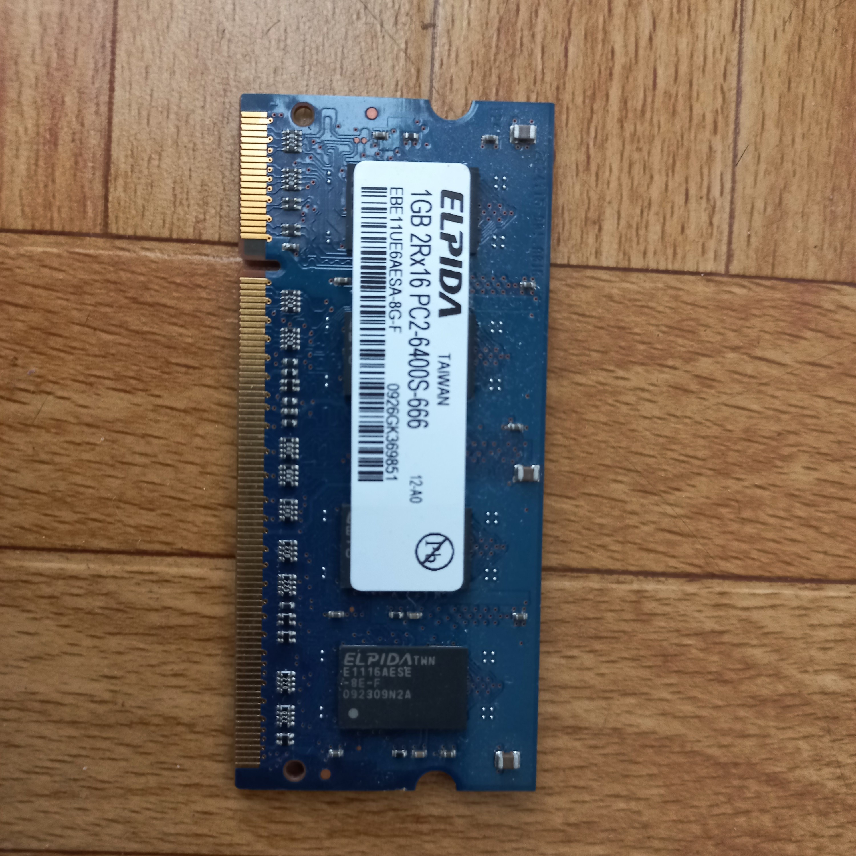 رم لپ تاپ 1 گیگ دی دی آر 2 باس 800 و 667 - Ram 1GB DDR2 Laptop