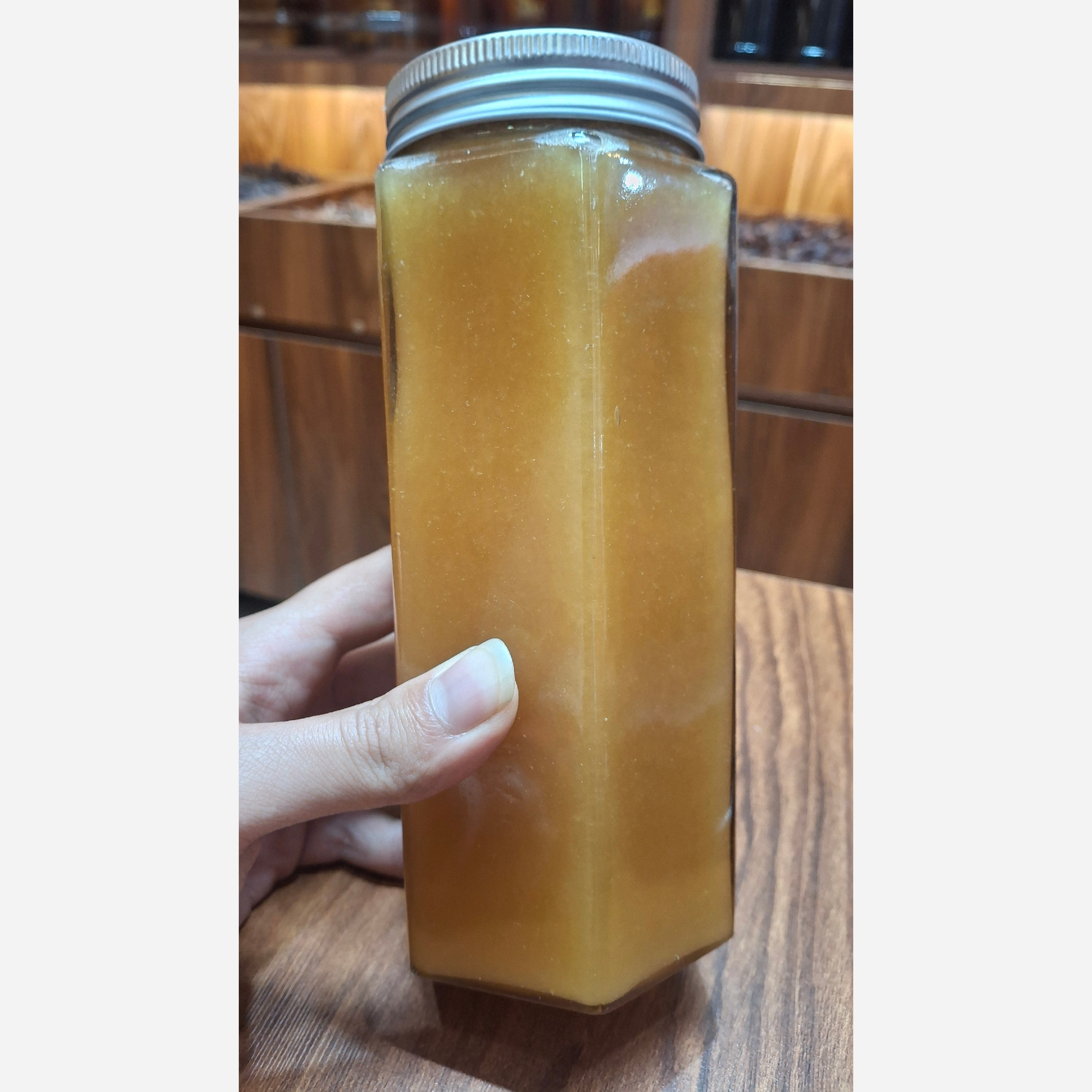 عسل چهل گیاه -رس بسته 