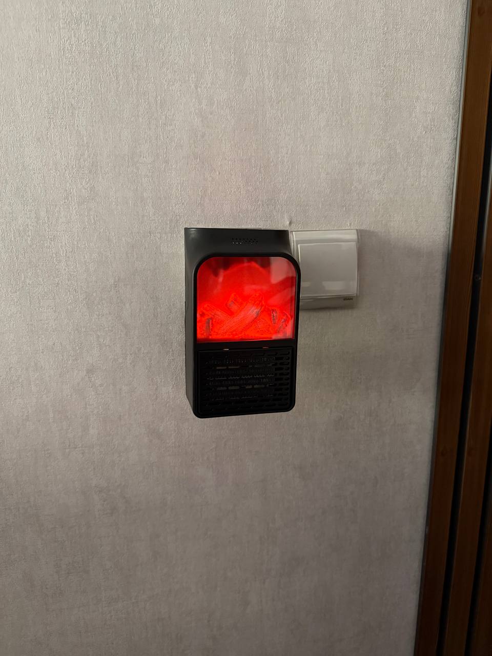 هیتر برقی پریزی Flame Heater 1000 وات طرح شومینه با ریموت کنترلجدید