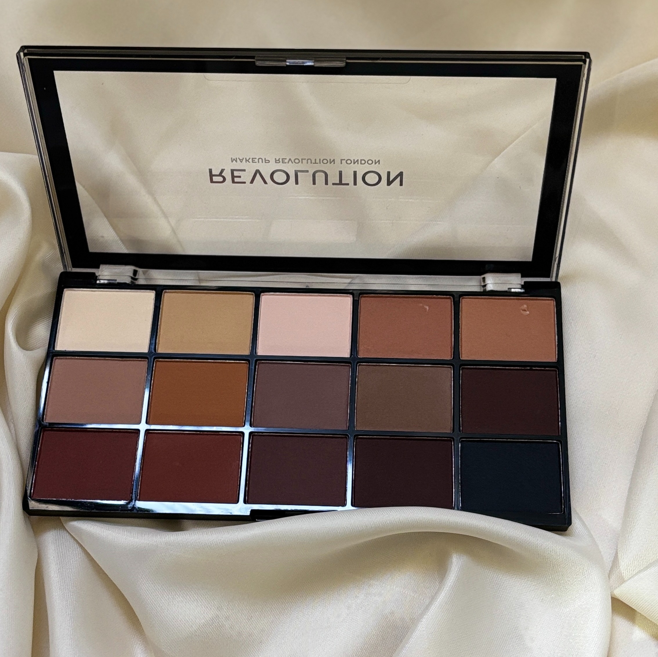 پالت سایه رولوشن Reloaded Basic Mattes