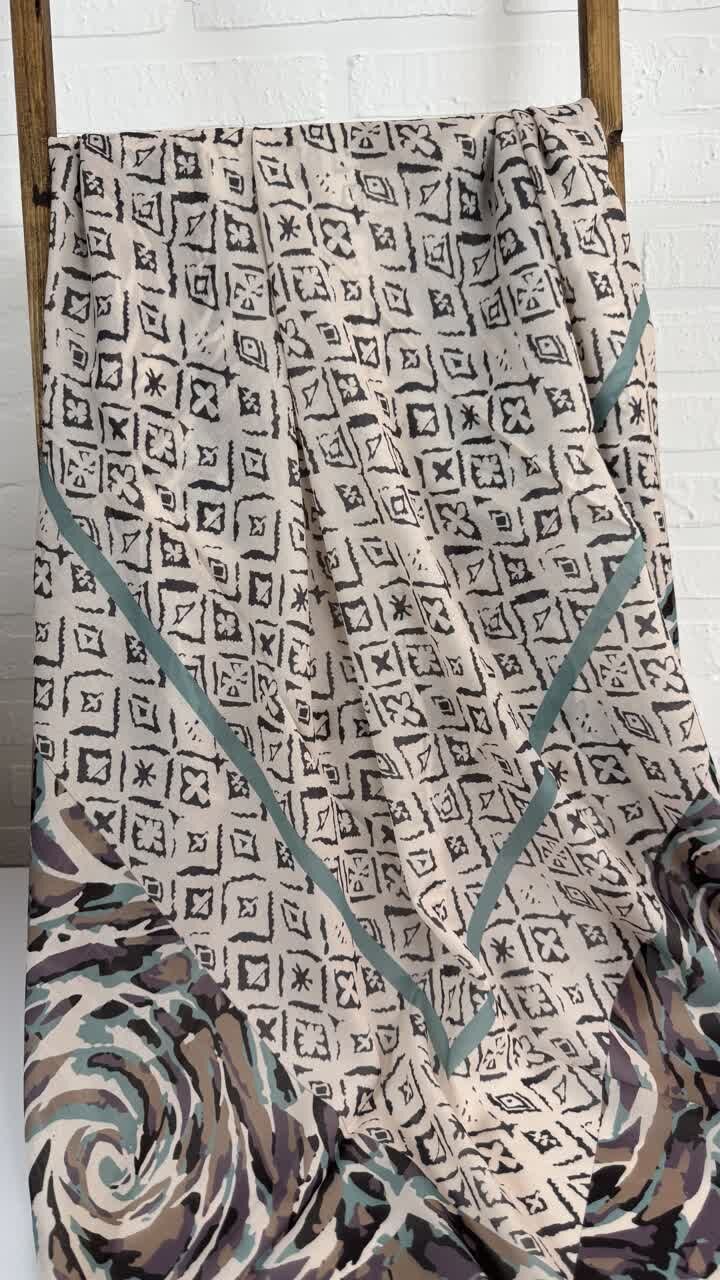 روسری آوینا