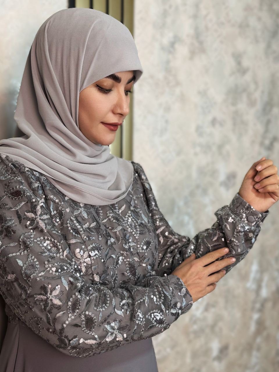 پیراهن سلنا طوسی برگ پولکی