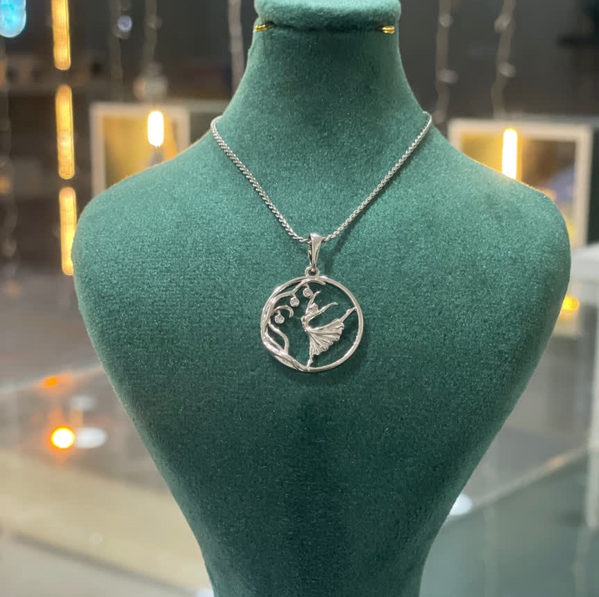 گردنبند ژوپینگ طرح باله