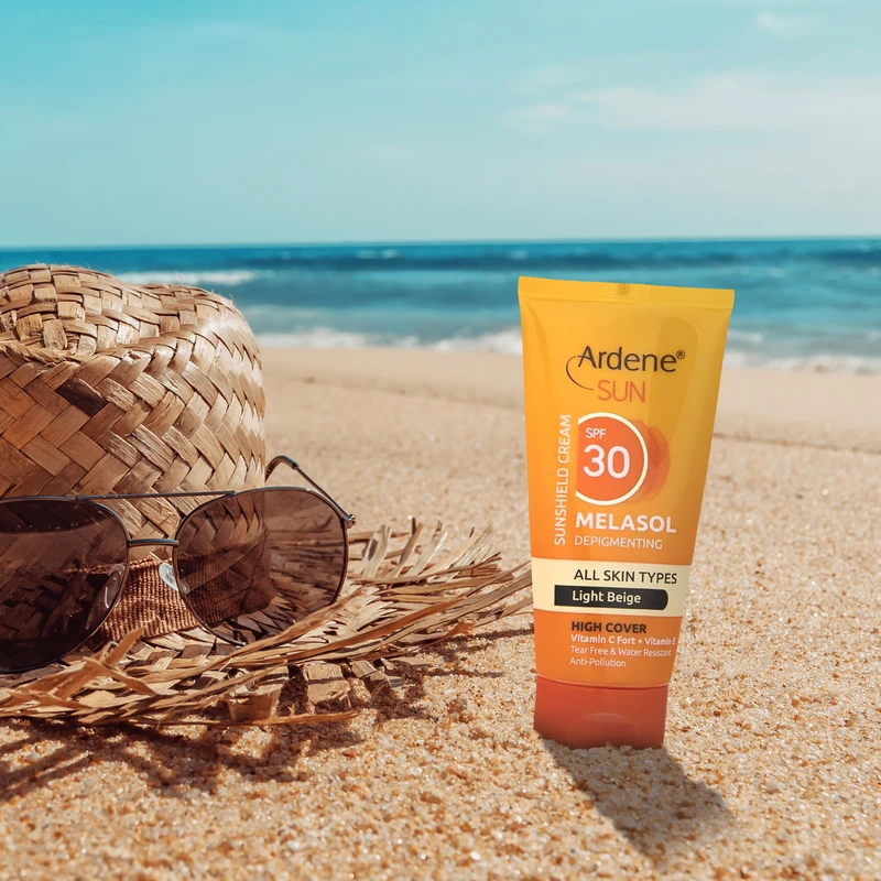 کرم ضد آفتاب رنگی رنگ بژ روشن ضدلک آردن سان مدل Melasol با SPF30 مناسب انواع پوست حجم 50 میلی لیتر