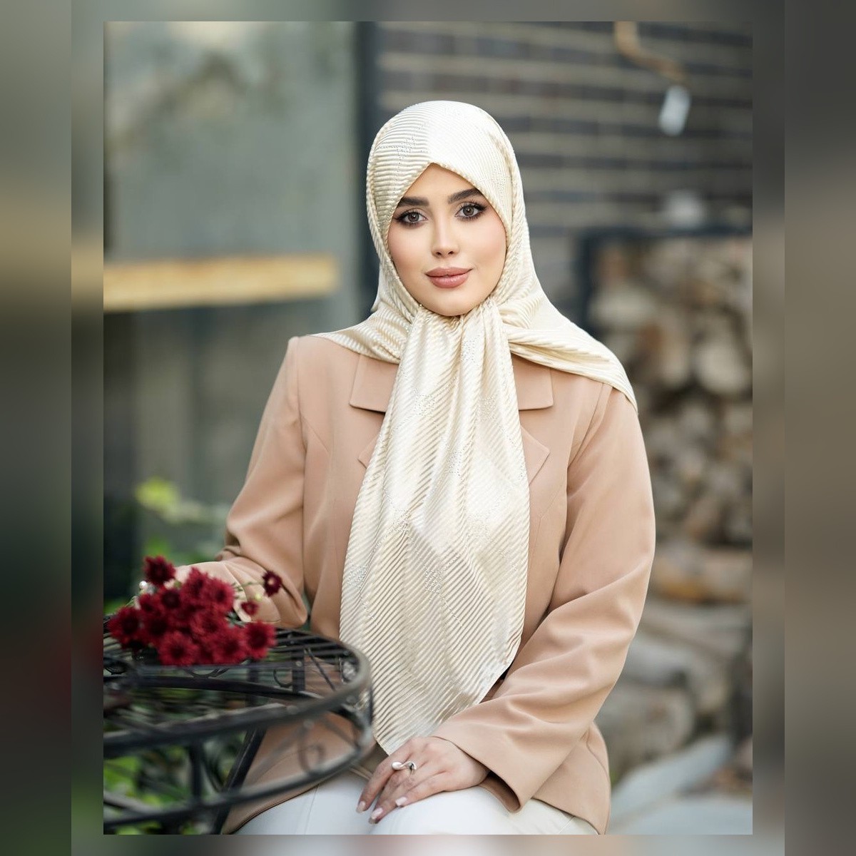 روسری ژان ژان نگین مارک قواره 130