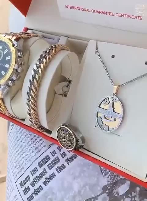ست ساعت و دستبند و انگشتر و گردنبند مردانه طرح فروهر ساعت استیل تایوانی مارک WALAR کد 70410