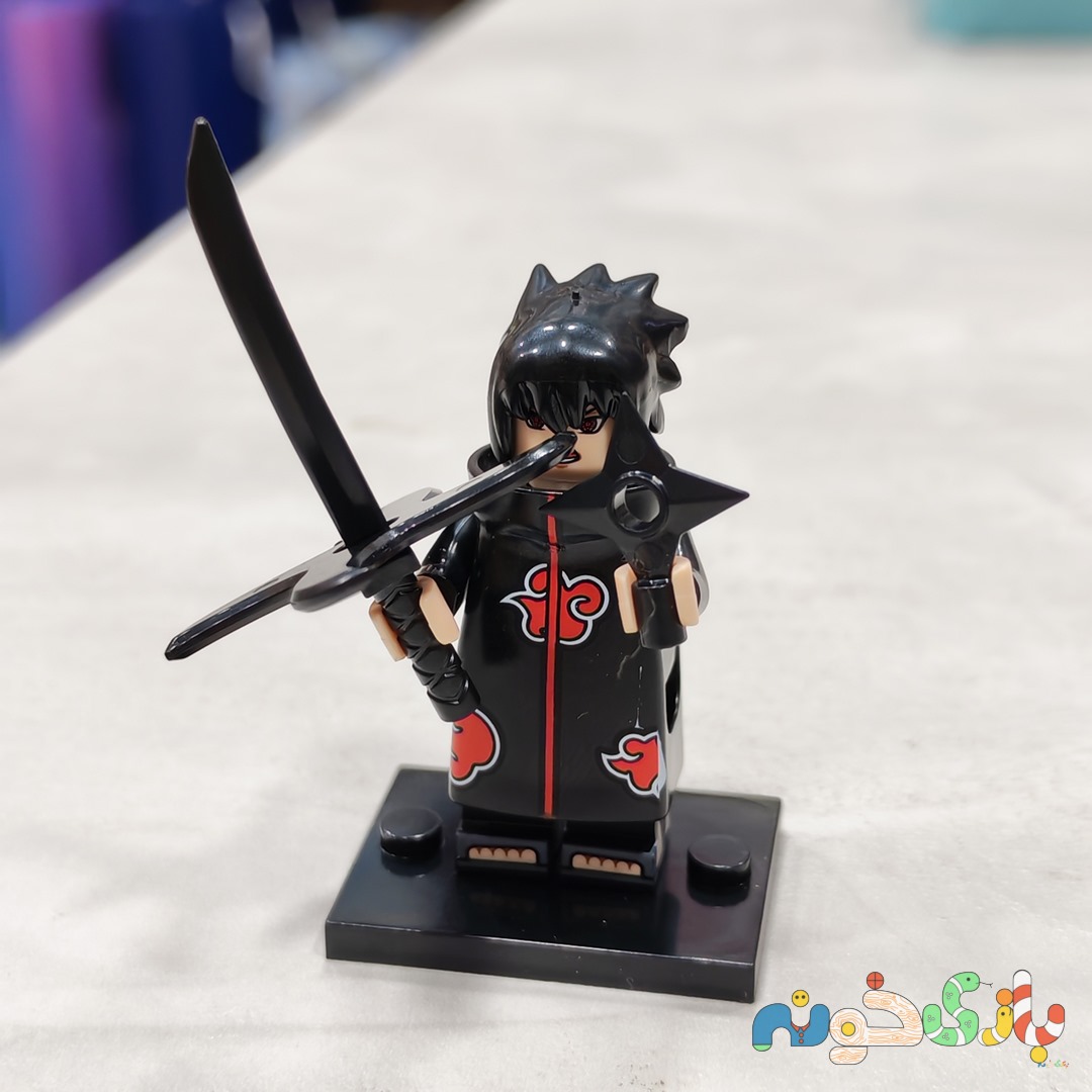 مینیفیگور لگو ساسکه اوچیها لباس آکاتسوکی Sasuke Uchiha Taka انیمه ناروتو همراه شمشیر کاتانا و شوریکن بزرگ