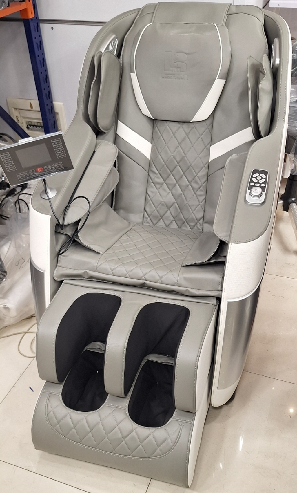 خرید و فروش صندلی ماساژ لیرکن برند مدشاپ ماساژور مدل LEK-988L17 Leercon massage chair LEK-988L17