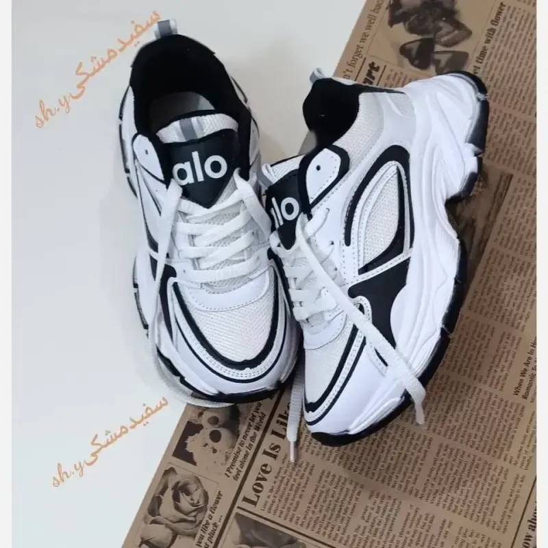 کتونی قلبی زنانه چرم و حوله ای لژ 7 سانت رنگ بندی متنوع سایز 37 تا 40