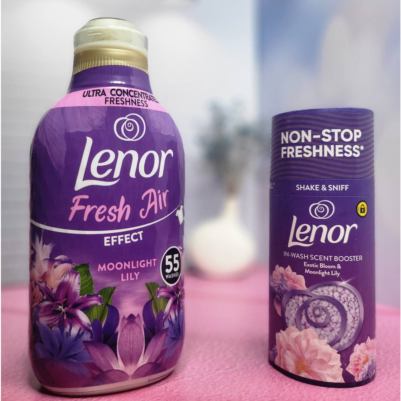نرم کننده کنسانتره 770میل 55بار شستشو لنور Lenor و خوشبوکننده لباس 155گرم لنور Lenor رایحه گل سوسن (لیلیوم) به صورت پک