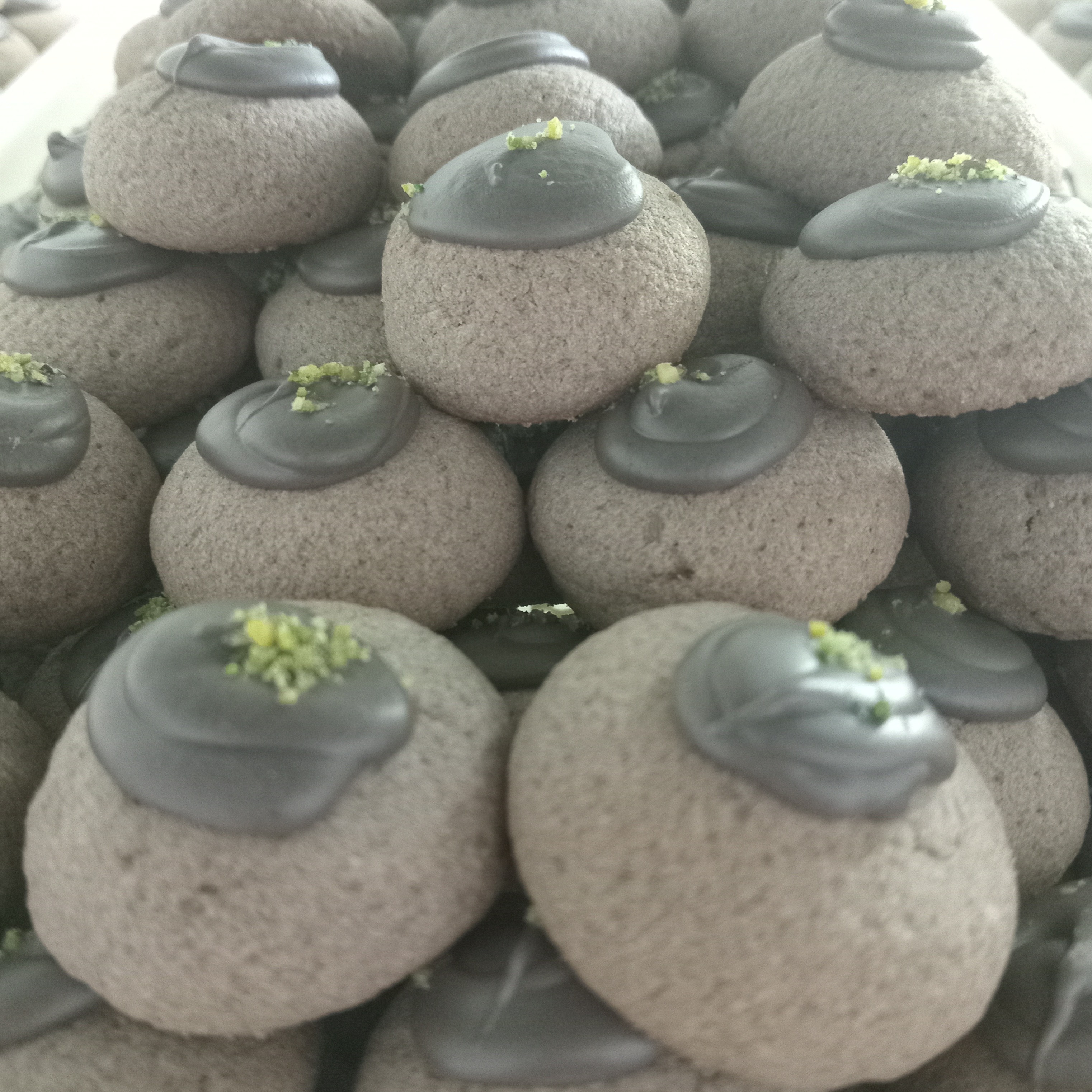 نون برنجی سکه ای