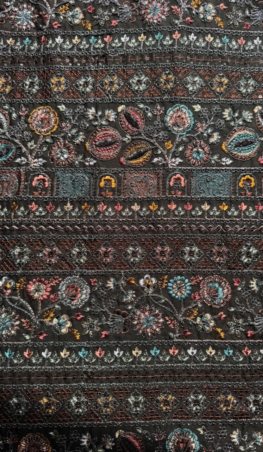 پارچه لینن هندی سوزندوزی مشکی
