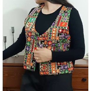 جلیقه سوزندوزی زنانه پاییز