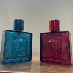 ظرف عطر. 50 میل ورساچه اروس