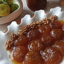 مربا انجیر سبز خانگی پرمیوه با مغز گردو